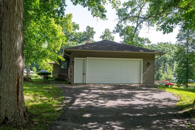 9637 Manor Woods Road, Fort Wayne, IN 46004