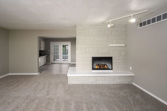 9637 Manor Woods Road, Fort Wayne, IN 46004