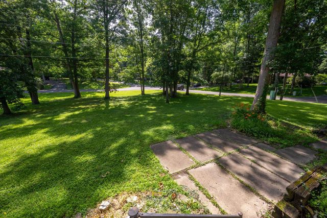 9637 Manor Woods Road, Fort Wayne, IN 46004