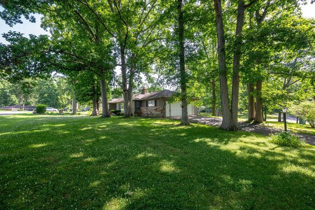 9637 Manor Woods Road, Fort Wayne, IN 46004