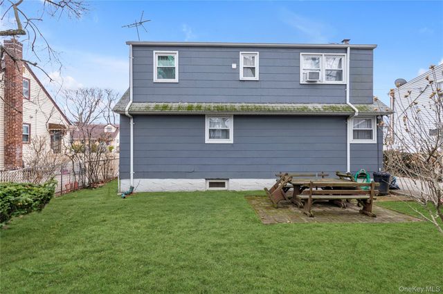 133 Judith Lane, Valley Stream, NY 11580