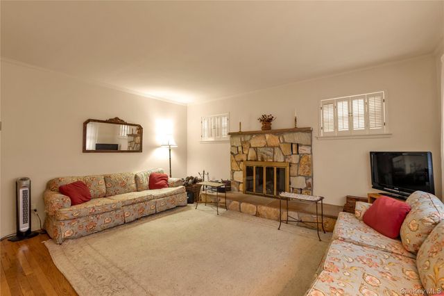 133 Judith Lane, Valley Stream, NY 11580