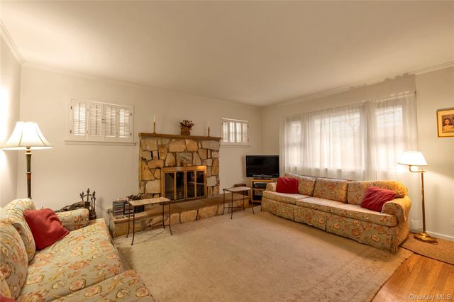 133 Judith Lane, Valley Stream, NY 11580