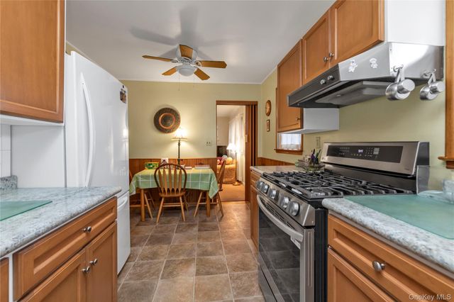 133 Judith Lane, Valley Stream, NY 11580