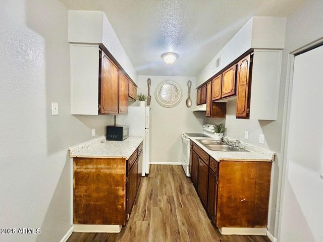240 S Doran -- Apt 4, Mesa, AZ 85204