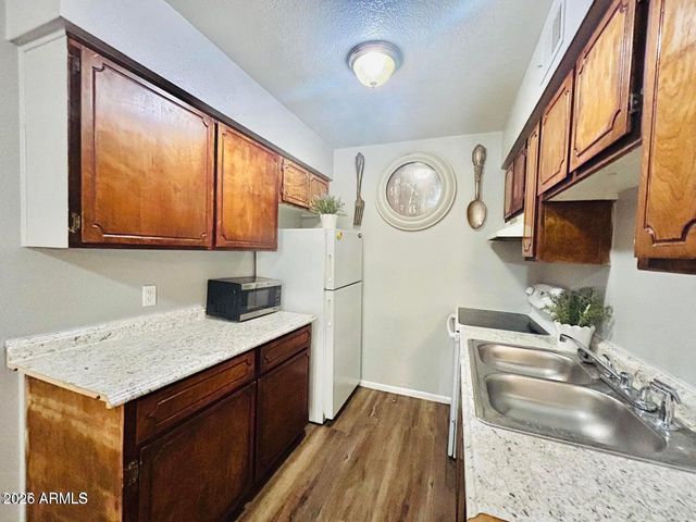 240 S Doran -- Apt 4, Mesa, AZ 85204