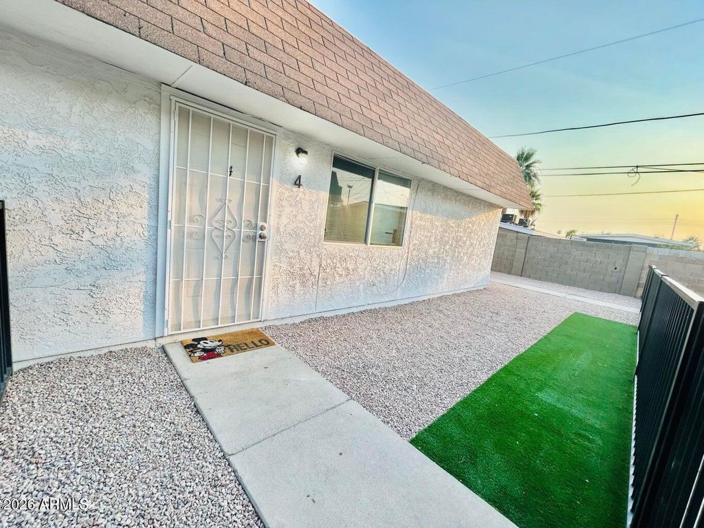 240 S Doran -- Apt 4, Mesa, AZ 85204