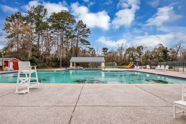 629 Spring Forest Drive, Conroe, TX 77302