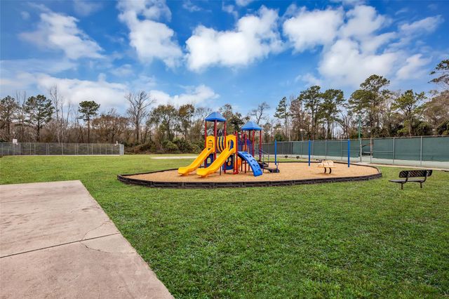 629 Spring Forest Drive, Conroe, TX 77302