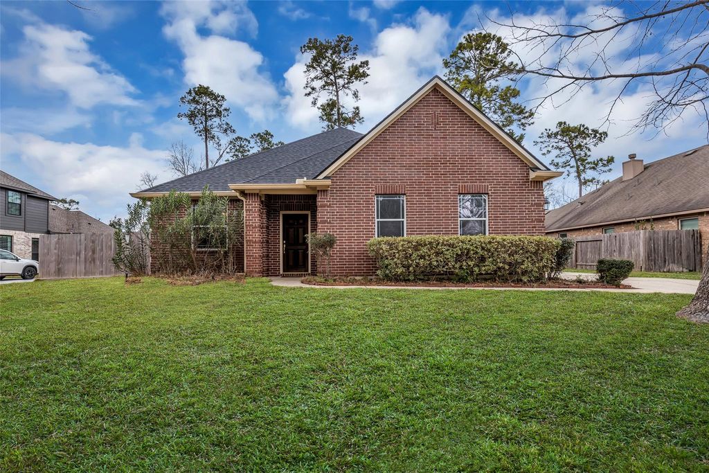 629 Spring Forest Drive, Conroe, TX 77302