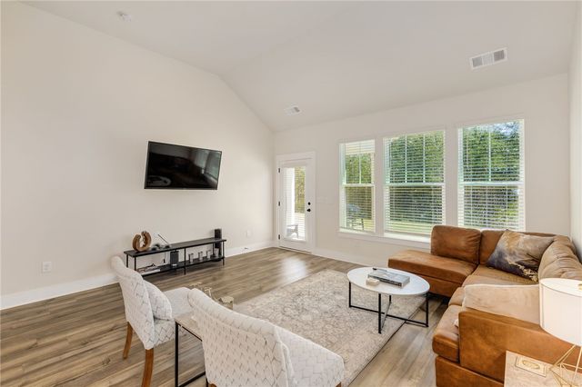 149 Grange Valley Lane, Central, SC 29630