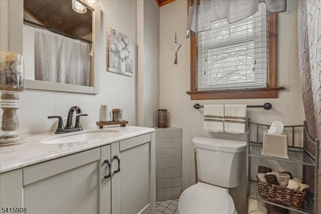 11 Beech St, Cedar Grove Twp., NJ 07009