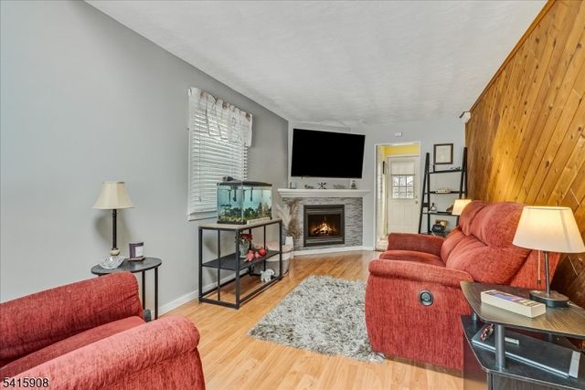 11 Beech St, Cedar Grove Twp., NJ 07009