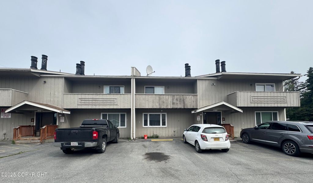 7068 weimer Road, #3, Anchorage, AK 99502
