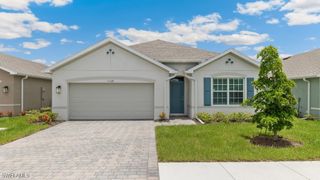 105 NW 10th TER, Cape Coral, FL 33993
