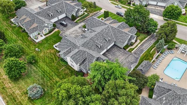 23416 W 71st Terrace, Shawnee, KS 66227