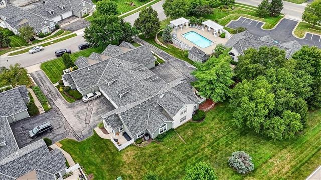 23416 W 71st Terrace, Shawnee, KS 66227