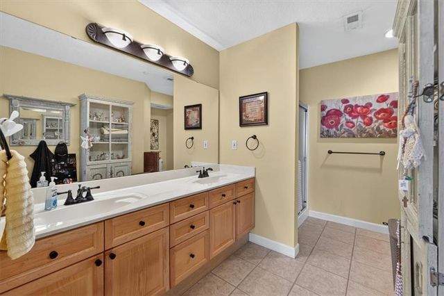 23416 W 71st Terrace, Shawnee, KS 66227
