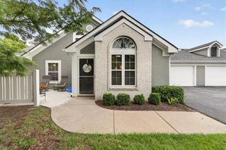 23416 W 71st Terrace, Shawnee, KS 66227