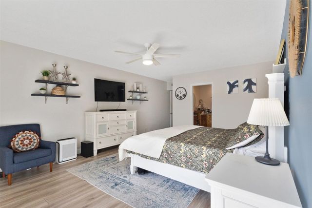 5702 Melaleuca Drive, Tamarac, FL 33319