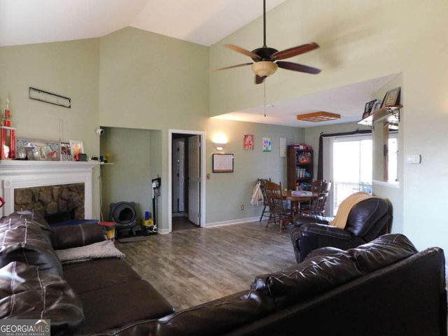 419 Rail Overlook, Adairsville, GA 30103