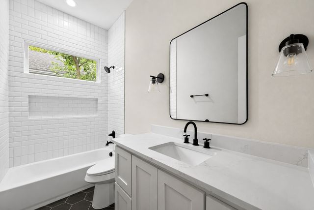 4323 Metropolitan Avenue, Dallas, TX 75210