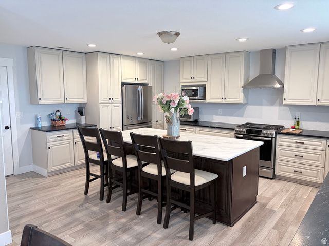 501 S OLIVE PL, Lehi, UT 84043