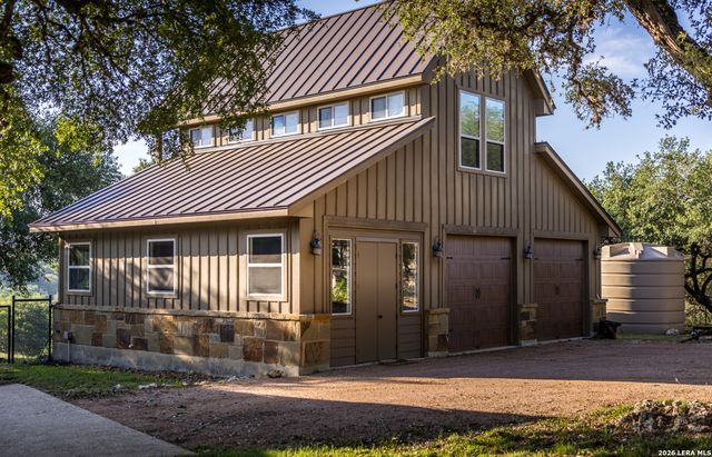 1539 WATERSTONE PKWY, Boerne, TX 78006