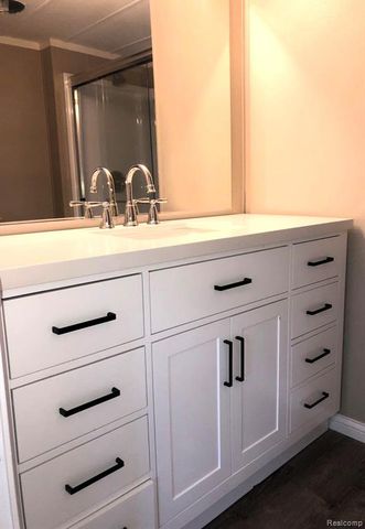 101 Spruce Drive, Jonesville, MI 49250