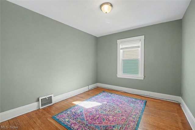 2164 Cottage Grove Drive, Cleveland Heights, OH 44118