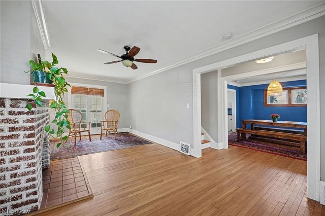 2164 Cottage Grove Drive, Cleveland Heights, OH 44118