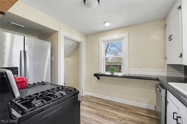 2164 Cottage Grove Drive, Cleveland Heights, OH 44118