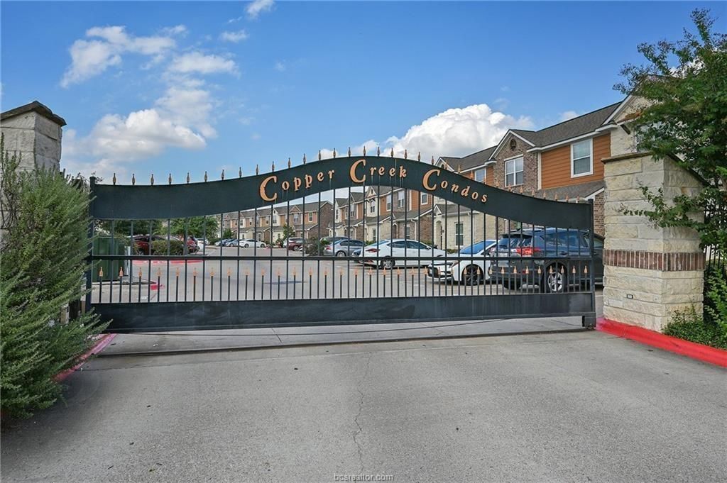 301 Southwest Parkway 308, College Station, TX 77840