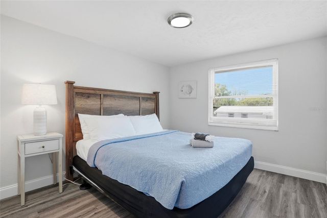 721 VILLAGE PLACE, Brandon, FL 33511