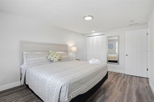 721 VILLAGE PLACE, Brandon, FL 33511