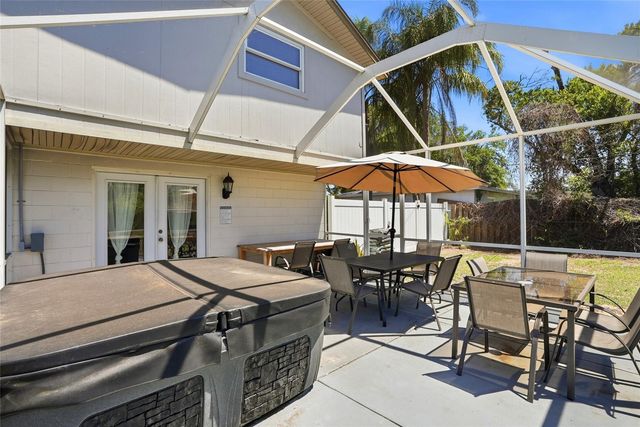 721 VILLAGE PLACE, Brandon, FL 33511