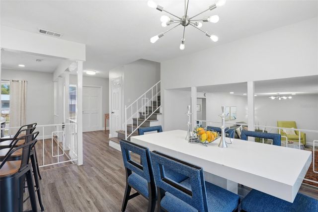 721 VILLAGE PLACE, Brandon, FL 33511