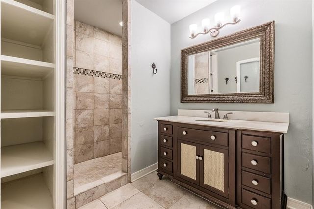 1906 Dorchester Drive, Oklahoma City, OK 73120