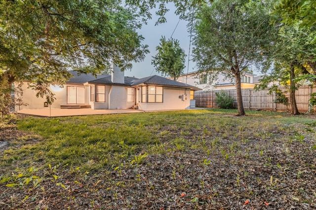 1906 Dorchester Drive, Oklahoma City, OK 73120