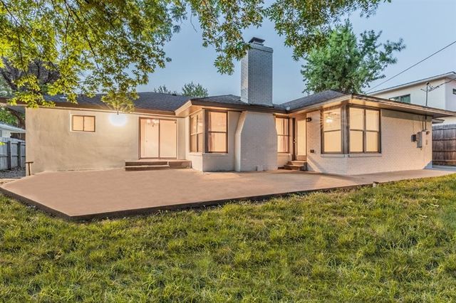 1906 Dorchester Drive, Oklahoma City, OK 73120