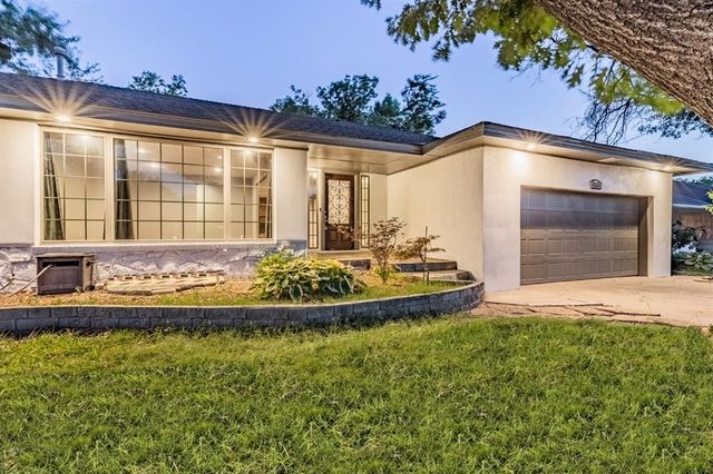 1906 Dorchester Drive, Oklahoma City, OK 73120