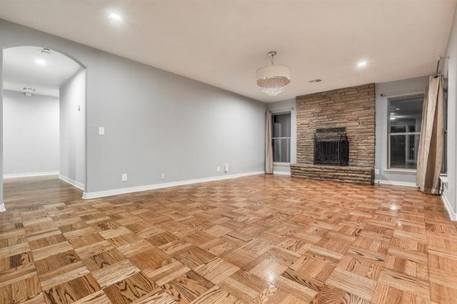 1906 Dorchester Drive, Oklahoma City, OK 73120