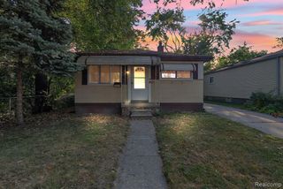 5627 Gertrude Street, Dearborn Heights, MI 48125
