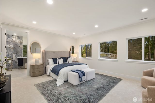 10416 130th Avenue NE, Kirkland, WA 98033