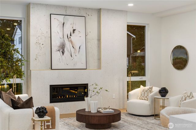 10416 130th Avenue NE, Kirkland, WA 98033