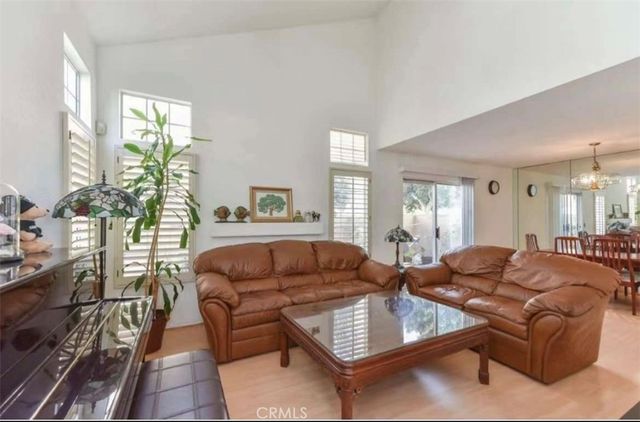 43 Almador, Irvine, CA 92614