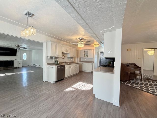 2051 Randall Street, Lorain, OH 44052