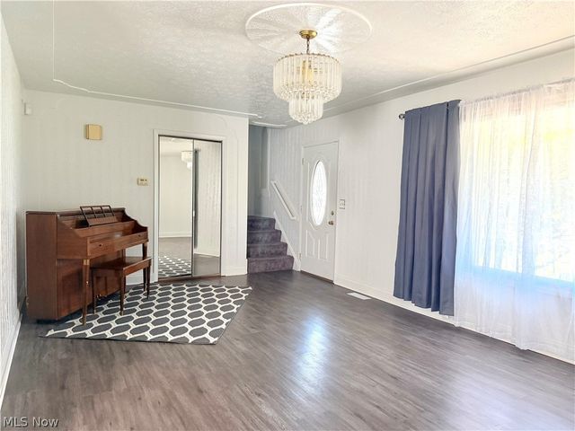2051 Randall Street, Lorain, OH 44052