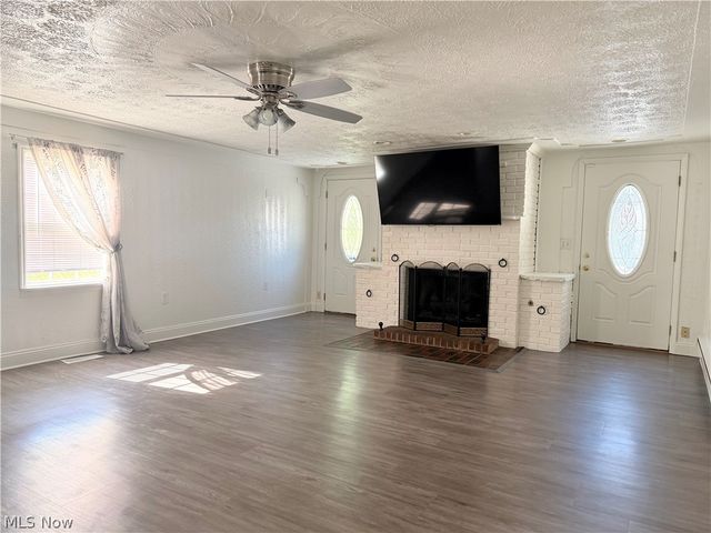 2051 Randall Street, Lorain, OH 44052