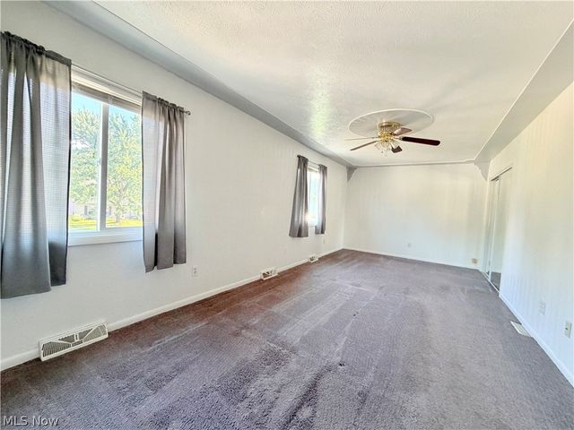 2051 Randall Street, Lorain, OH 44052